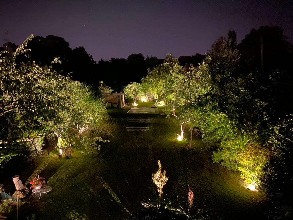 MAGNIFIQUE JARDIN ECLAIRE EN ILE-DE-FRANCE – Éclairer son jardin – Jardins  de Nuit