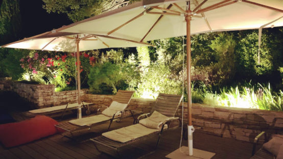 eclairage extérieur provence nuit jardin cyprès jardins de nuit renaud serniclay